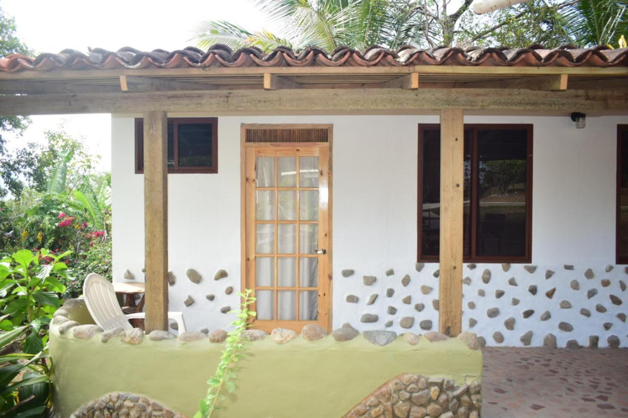 Hostel La Qhia Eco Retreat Santa Fe  Exteriér fotografie